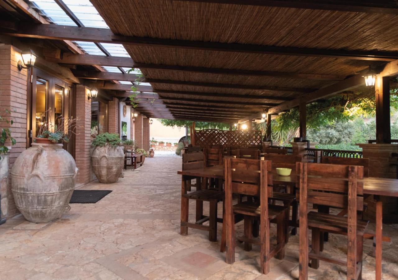 Il Sorgituro - Agriturismo Postiglione المظهر الخارجي الصورة